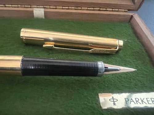 🔴 PARKER penna stilografica 180 placcata oro pennino ORO XM scrive con astuccio