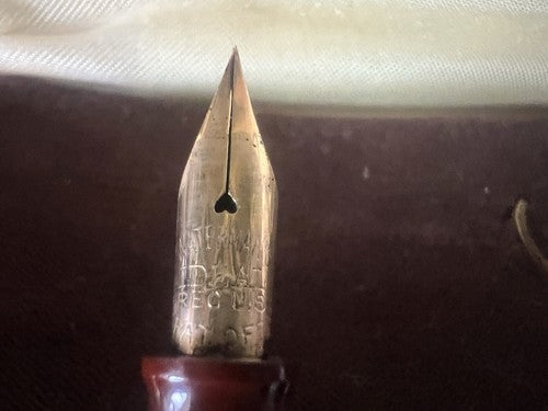 🔴 WATERMAN'S marbled celluloid lever fountain pen with antique GOLD nib 