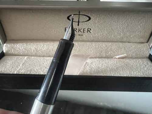 🔴 PARKER penna stilografica cromata a cartuccia, scrive con scatola vintage