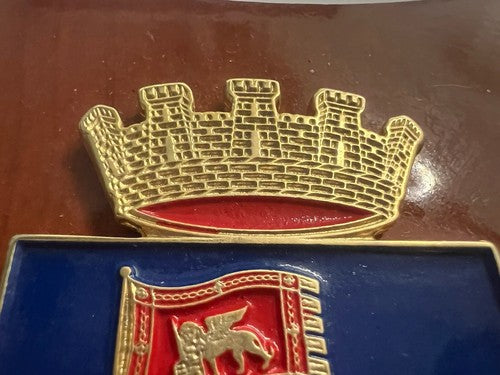 🔴 Wappen WIE DER FELSEN BRECHE ICH DIE WELLE ICH ÜBERWÄLTIGE Holzschild Emaille H 15