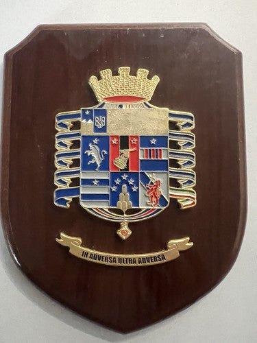 Crest 4 Régiment Alpines Parachutiste Bouclier Bois Métal Vernis Hauteur 15