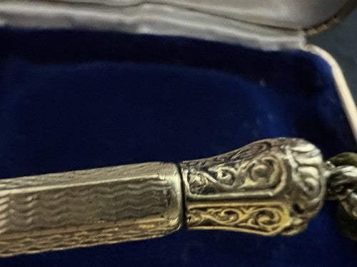 Bleistift Mechanical Laminiert Gold 18 K Anhänger Miniatur Chatelaine Antik A 