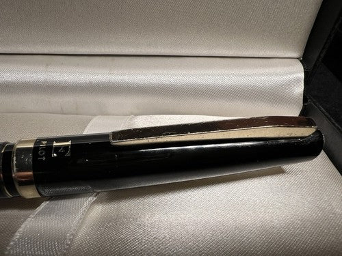 Pilot Et Stylo-Plume Stylo à Plume Noire Or 14 KT A Cartouche Vintage 1970