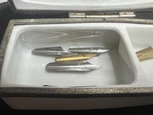 🔴 LIMOGES porcellana porta pennini ORO E PLATINO penna astuccio cofanetto