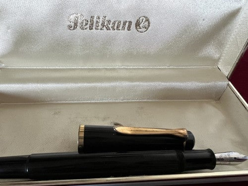 🔴 PELIKAN M250 penna stilografica nera PISTONE inchiostro SCRIVE antica scatola