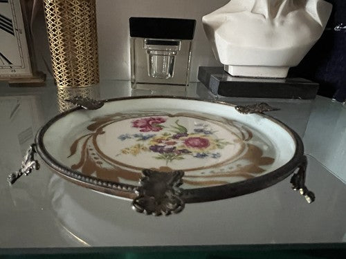 Limoges Cendrier Porcelaine Fleurs Peinte à la Main Profils Bronze Vintage 