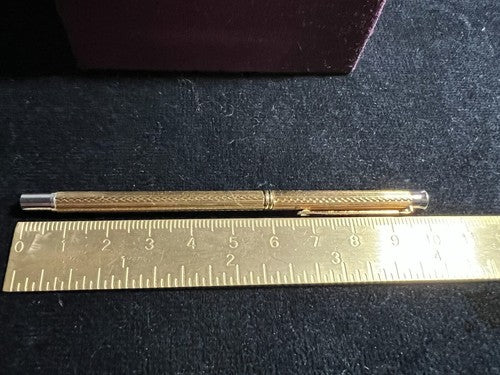 Gucci Stylo-Plume Sphère Or Guillocchè Mini De Sac Rare Vintage