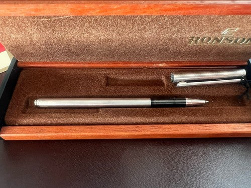Ronson Stylo-Plume Sphère Plaqué Argent Écrit Vintage Avec Garantie 1970