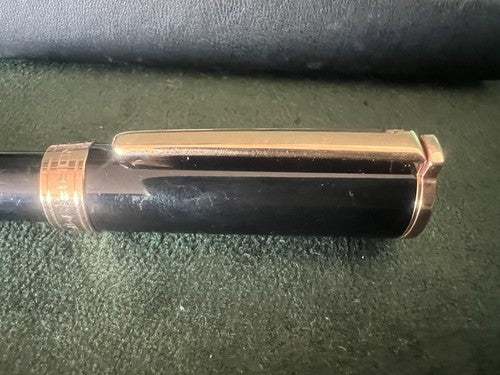 🔴 AURORA penna sfera TU lacca nera profili oro rosa con astuccio