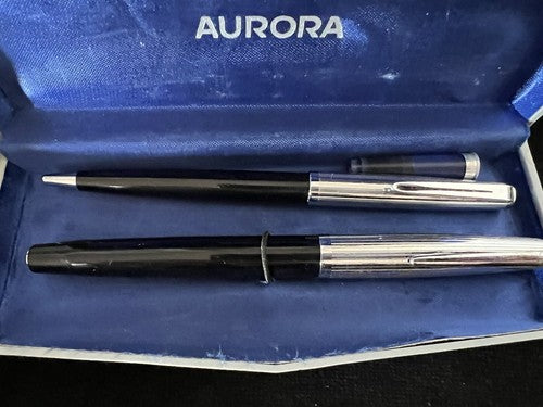 Aurora Füllfederhalter Gold Duo Cartridge und Kugelschreiber Vintage und 