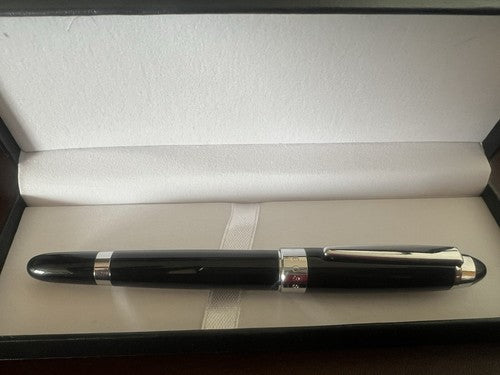 Hugo Boss Stylo-Plume Stylo à Plume Laque Noire A Cartouche Profils Chrome Non