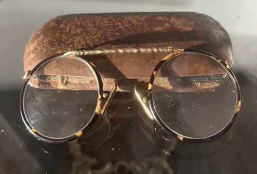 🔴 OCCHIALI teatrali di scena con custodia in metallo inizi 900 vintage