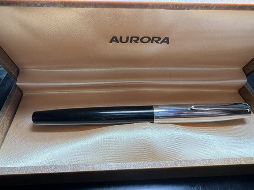 🔴 AURORA Füllfederhalter mit Goldfeder, Duo-Tintenpatronen (2 Patronen), Etui 