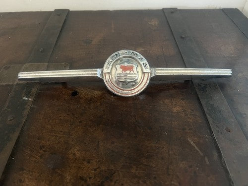 Red MORRIS Car Emblem Badge Logo Metal Plate L 25 E