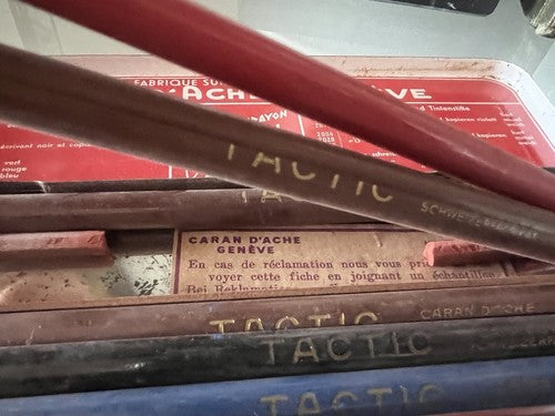 Caran D'Ache Crayons Tactic 720 Crayons Boîte Étain Collection Rare Vintage 