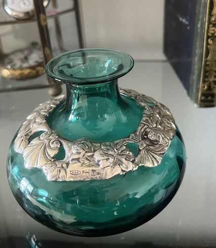 🔴 Vasi ampolle ARGENTO 925 e VETRO verde da essenze ed olio con ricamo