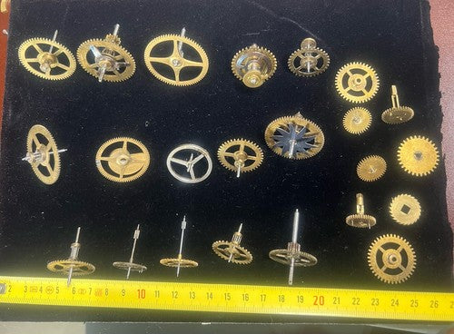 🔴 RUOTA OROLOGIO ingranaggio movimento pignoni a pendolo tavolo lotto 23 pezzi