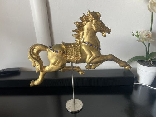 🔴 CAVALLO dorato con basamento in resina di rappresentanza pietre vintage h 37