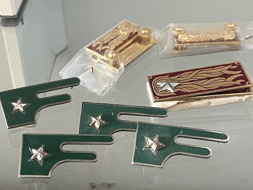 Duffle Army Italian Military Metal And Varnish Rank 16 Pieces Vintage