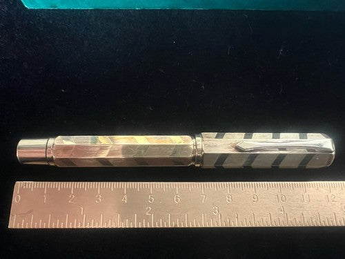 Aurora Stylo-Plume Stylo à Plume Pointure 1 Stylo Plume Or 14K F de Bouton Bas 