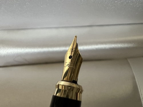 Colibri 'Pen Fountain Pen Lacquer Black Cartridge A Rechargeable Marking