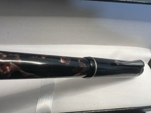 🔴 MENTMORE DIPLOMA celluloid fountain pen with push button writes vintage 