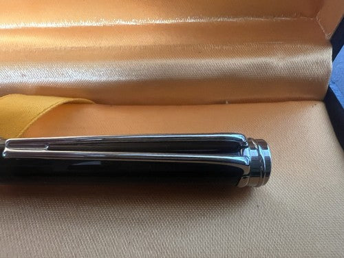 Waterman Stylo-Plume Sphère Laque Noire Harmony Profiles Chrome Avec Trousse 