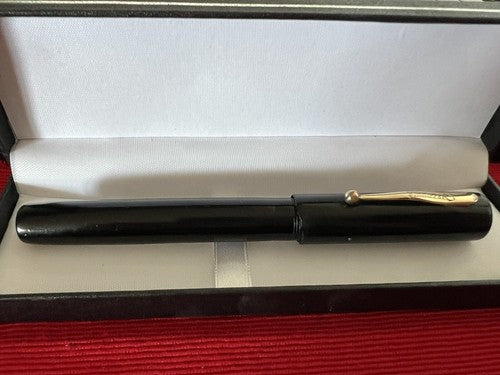 Sheaffer ’S Pen Fountain Pen Celluloid Black Lever Vintage '30 Marking