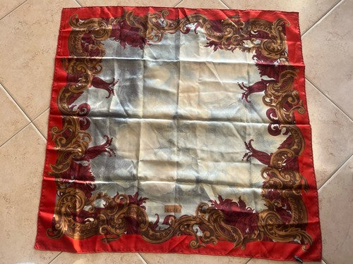 🔴 GIANFRANCO FERRE' foulard donna seta pura rosso con quadro frutta elegante