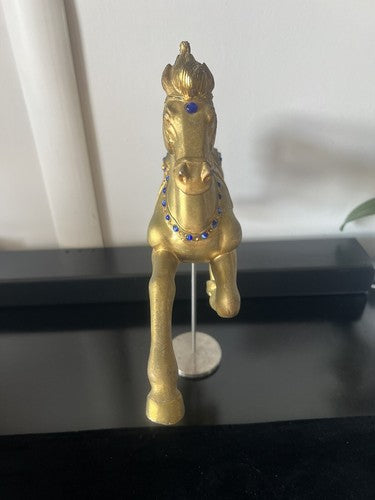 🔴 CAVALLO dorato con basamento in resina di rappresentanza pietre vintage h 37