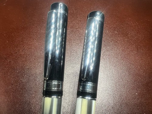 🔴 Lackierter Kugelschreiber und Rollerball-Stift mit Schlüsselanhänger und Geschenkbox 