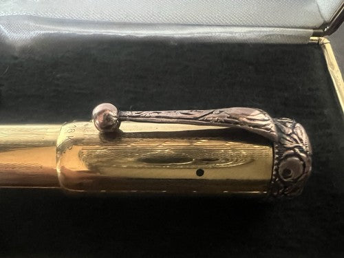 🔴 AMERIKA penna stilografica retrattile con bassorilievi pen ORO scrive vintage