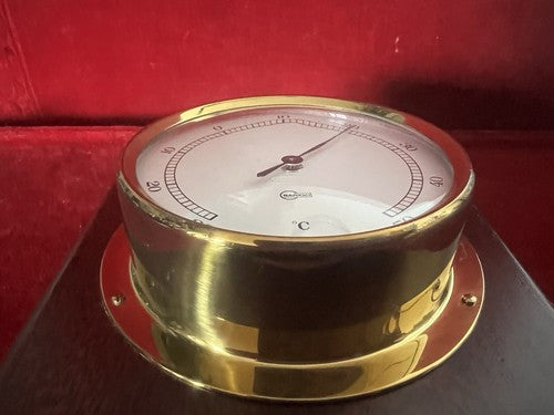 BARIGO Thermometer Mechanical With Porthole Brass And Stand Wood 