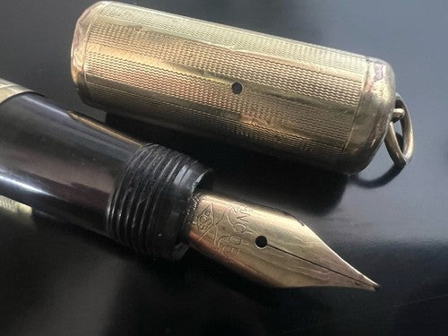 🔴 STILL retractable fountain pen GOLD nib writes vintage A 
