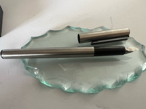 🔴 PELIKAN Chrom-Füllfederhalter mit schwarzem Clip und Tintenpatrone schreibt im Vintage-Stil 