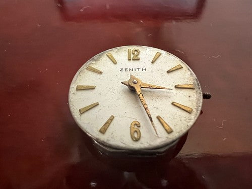 Zenith Mouvement Montre Cadran Mains Mouvement Manuel Examen