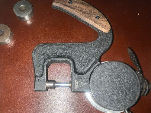 🔴 KEILPART manual wood thickness gauge with case 