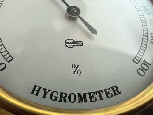 🔴 BARIGO Präzisions-Hygrometer mit Sichtfenster und Holzsockel 
