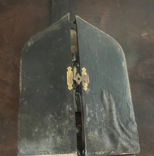 🔴 DESVERGNES Madonna medaglione metallo cesellato RILIEVO base di pelle vintage