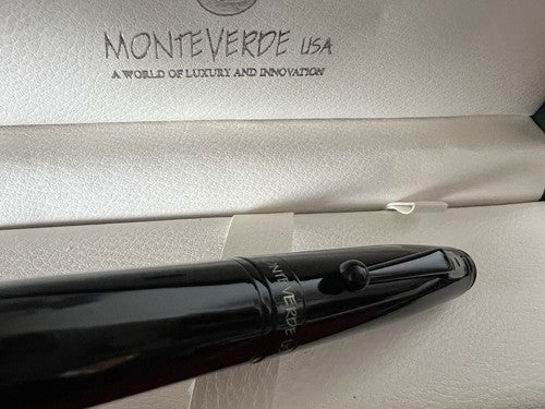 🔴 MONTEVERDE penna stilografica lacca nera Invincia pennino M scrive come nuova