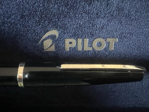 🔴 PILOT penna stilografica nera pennino F profili dorati scrive vintage 1970