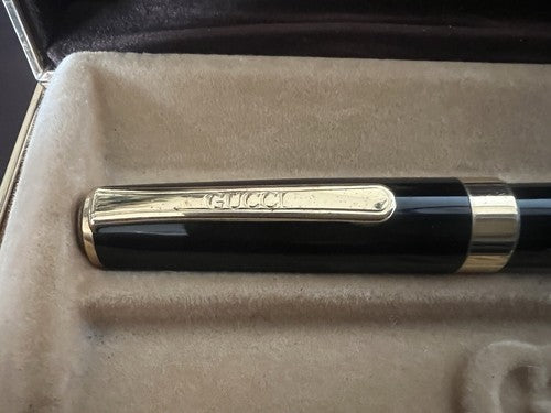 Gucci Stylo-Plume Stylo à Plume Résine Noire A Cartouche M Trousse Garantie