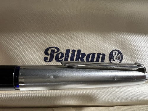 Pelikan Stylo-Plume Stylo à Plume Noire Chrome A Cartouche Écrit Vintage