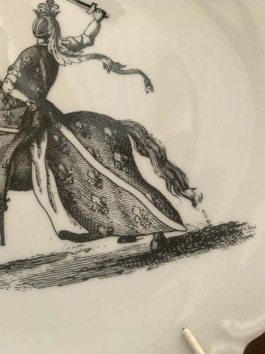 🔴 TIRSCHENREUTH piatto porcellana Germany a parete CAVALIERE 1 vintage 25 cm