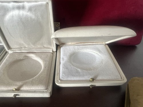 🔴 VATICANO scatole monete medaglie pelle stemma papi astucci custodie 4 PZ