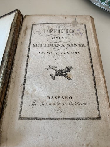 Livre Semaine Sainte Latin Et Vulgare Style Religieux Moine Ordre USK Antique 