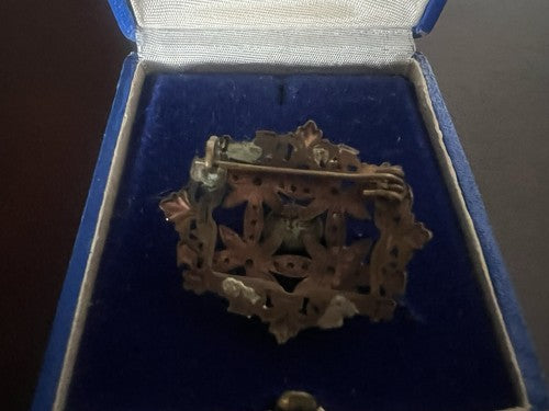 🔴 Spilla FIORE CAMMEO da giacca foulard cesellata 3x 3,5 centimetri vintage