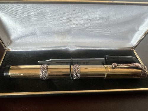 🔴 AMERIKA penna stilografica retrattile con bassorilievi pen ORO scrive vintage