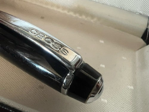 🔴 CROSS penna sfera lacca nera profili cromati scrive con astuccio F