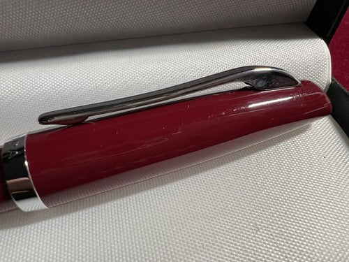 Aurora Stylo-Plume Sphère Bordeaux Style Avec Chrome Écrit Parfaitement 